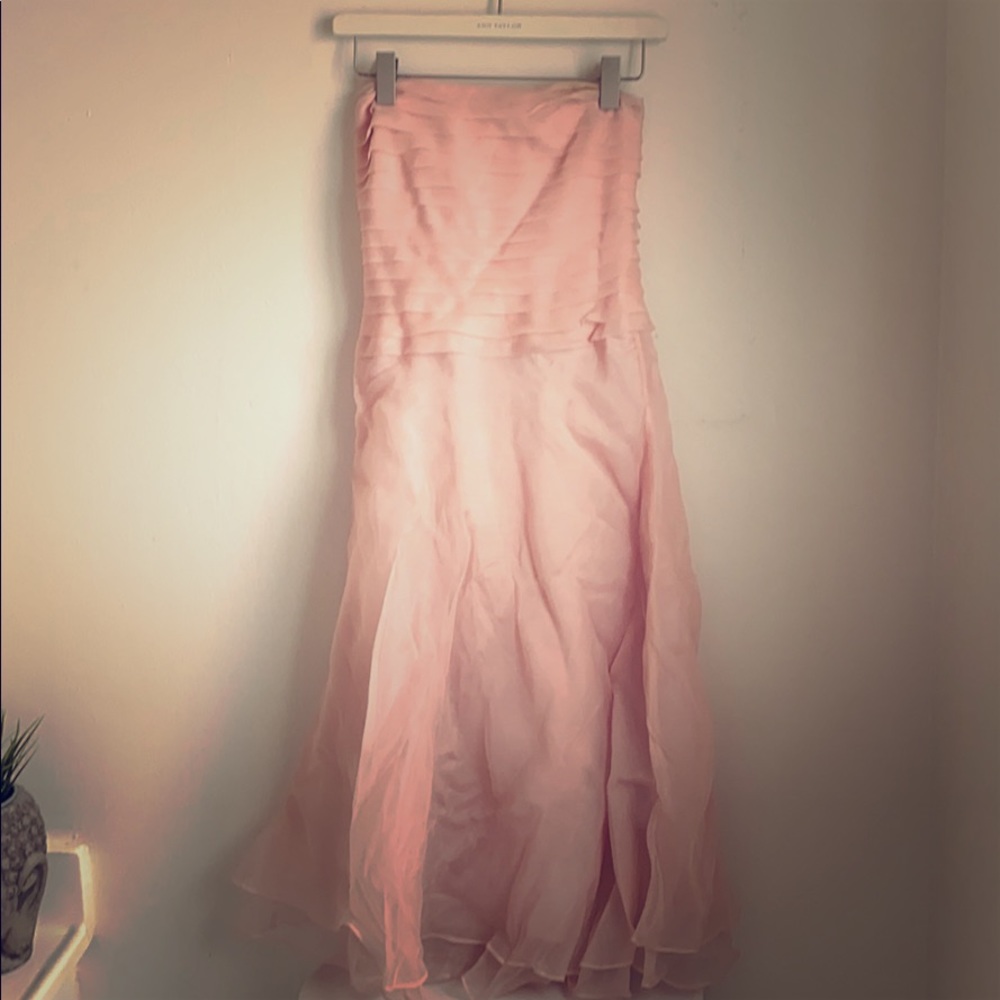 Beautiful pale pink vintage midi dress 100% silk.